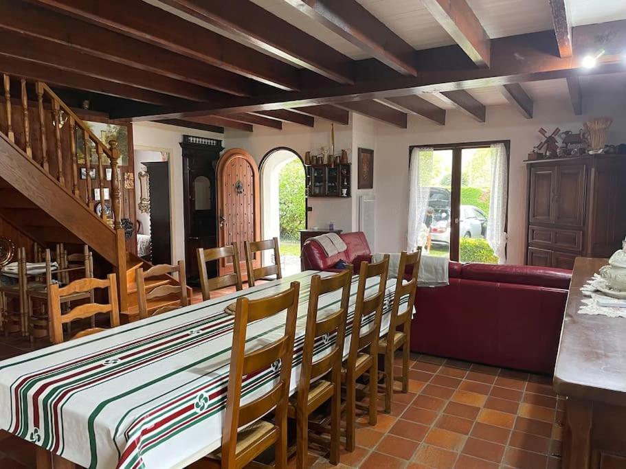 Maison Familiale Pays Basque Ahaxe-Alciette-Bascassan Esterno foto